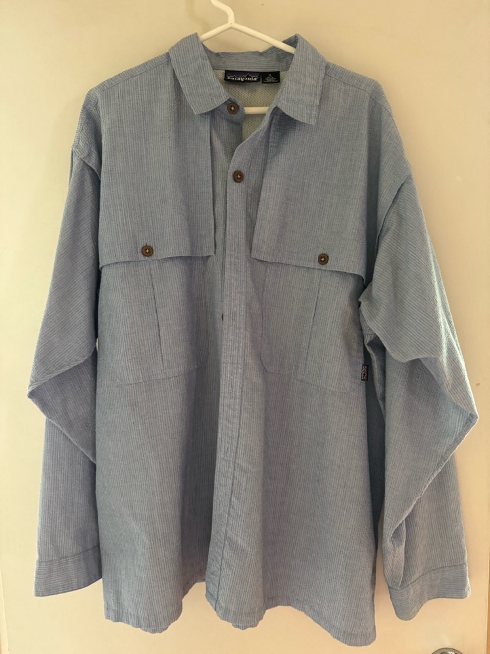 Patagonia Men's Light Blue fishing shirt